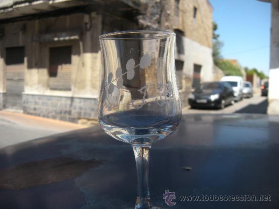 Antig&uuml;edades: PEQUE&Ntilde;A COPA DE CRISTAL TALLADA J B - Foto 2
