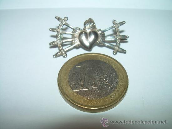 Antig&uuml;edades: ANTIGUA MEDALLA DE PLATA-CORAZON 7 ESPADAS - Foto 4