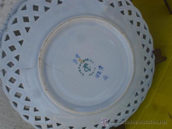 Antig&uuml;edades: plato de ceramica - Foto 2