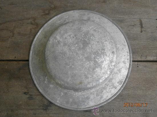 Antig&uuml;edades: ANTIGUO PLATO METALICO - Foto 2