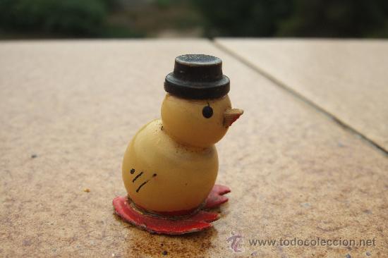 Antig&uuml;edades: PAREJA DE POLLITOS CON SOMBRERO - Foto 1
