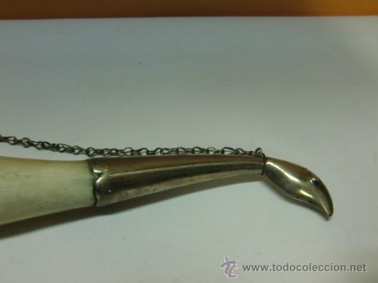 Antig&uuml;edades: Cuerno de asta de buey rematado en metal - Foto 3