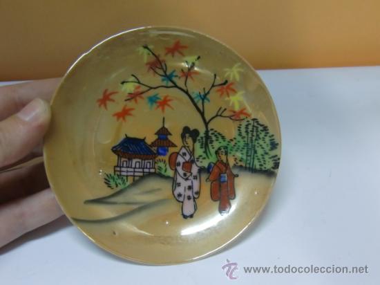 Antig&uuml;edades: Platito oriental sin marca - Foto 1
