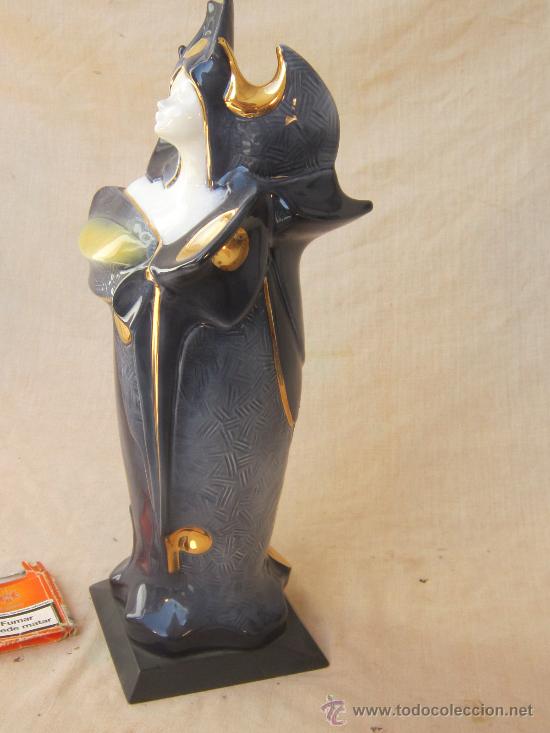 Antig&uuml;edades: FIGURA DE MUJER EN PORCELANA - Foto 6