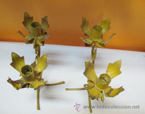Antig&uuml;edades: Pareja de candelabros de metal - Foto 4