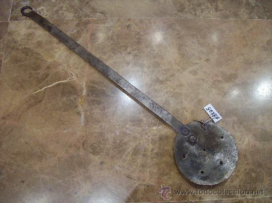 Antig&uuml;edades: ANTIGUA RASERA DE FORJA - Foto 1