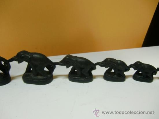 Antig&uuml;edades: Conjunto de elefantes de hierro - Foto 3