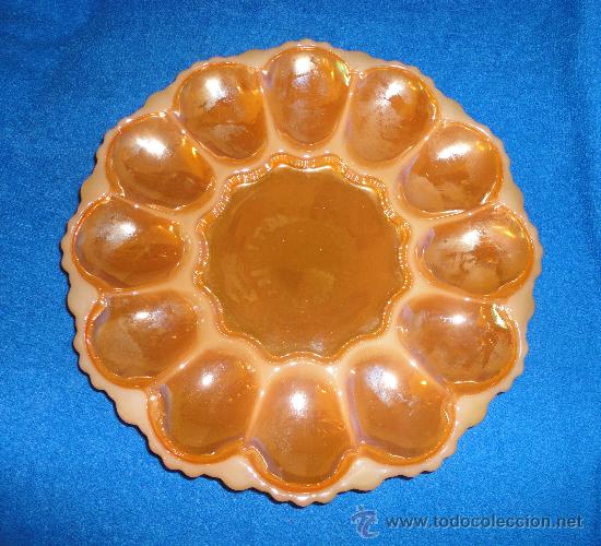 Antig&uuml;edades: PLATO BANDEJA CENTRO DE MESA DE OPALINA DORADA. PPIOS. S. XX. 25 CM