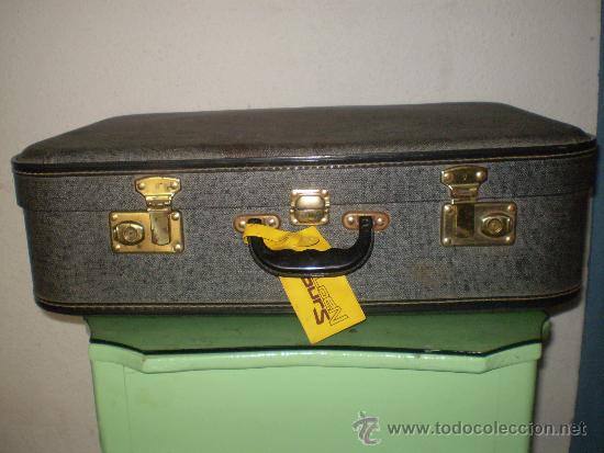 Antig&uuml;edades: ANTIGUA MALETA - Foto 1