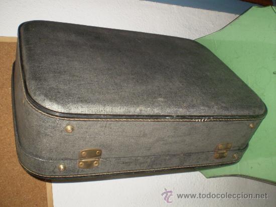 Antig&uuml;edades: ANTIGUA MALETA - Foto 2