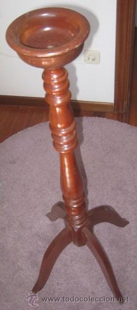 Antig&uuml;edades: Candelabro madera Sapelly 106 cm. - Foto 2