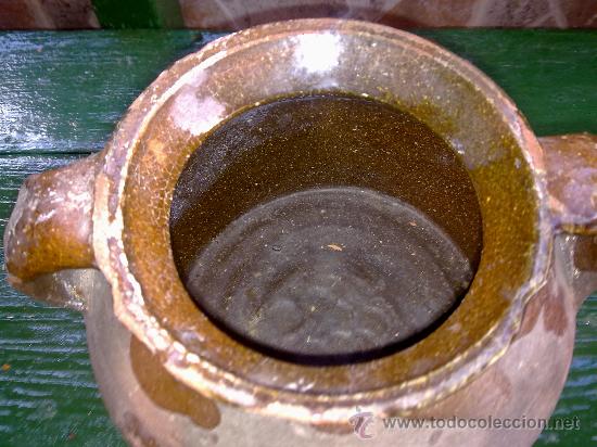 Antig&uuml;edades: antiguo puchero u olla de barro. - Foto 2