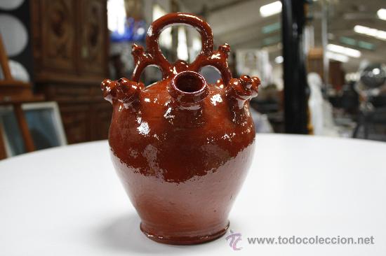 Antig&uuml;edades: BOTIJO DE ENGA&Ntilde;O DE BARRO VIDRIADO. ALTURA: 23.5 CMS.