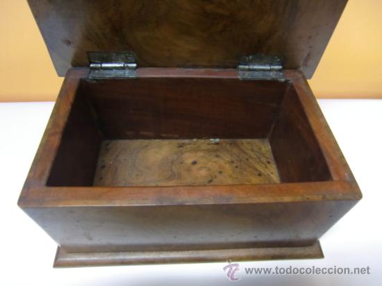 Antig&uuml;edades: Caja de madera de olivo - Foto 3