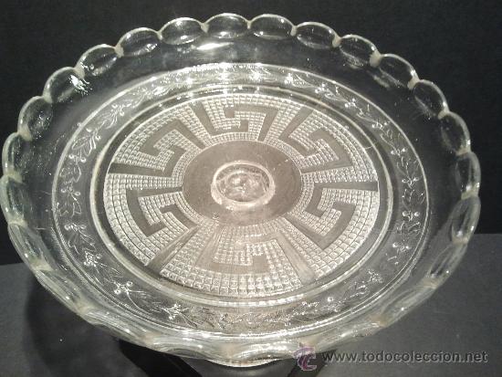 Antig&uuml;edades: Frutero de cristal prensado - Foto 2