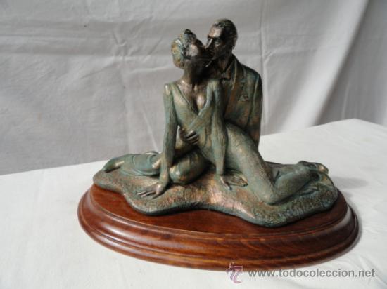 Antig&uuml;edades: FIGURA ENAMORADOS. - Foto 1