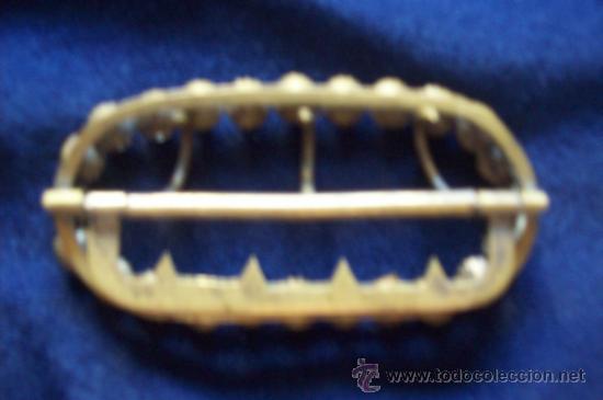 Antig&uuml;edades: Hebilla antigua bronce y strass - Foto 3