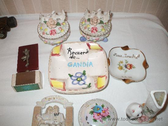 Antiquit&auml;ten: Lote de peque&ntilde;as piezas de porcelana