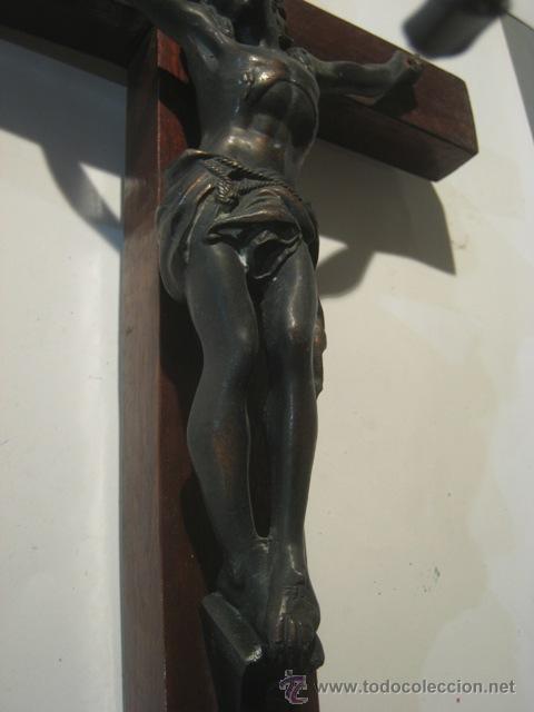 Antig&uuml;edades: Cruz madera con Cristo de bronce - Foto 5