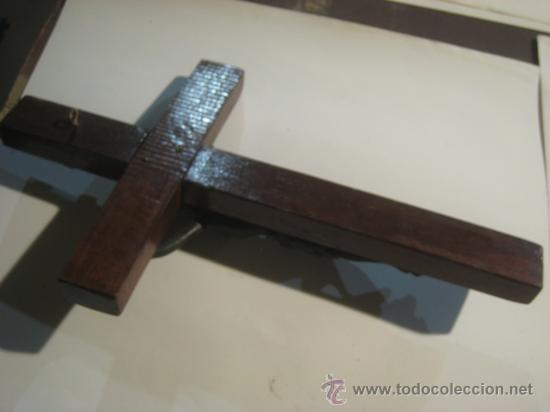 Antig&uuml;edades: Cruz madera con Cristo de bronce - Foto 6