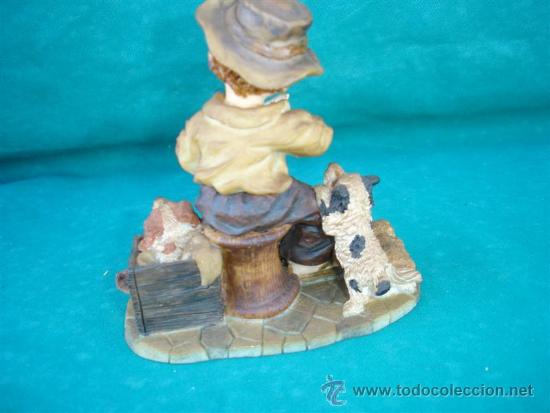 Antig&uuml;edades: figura de resina - Foto 2