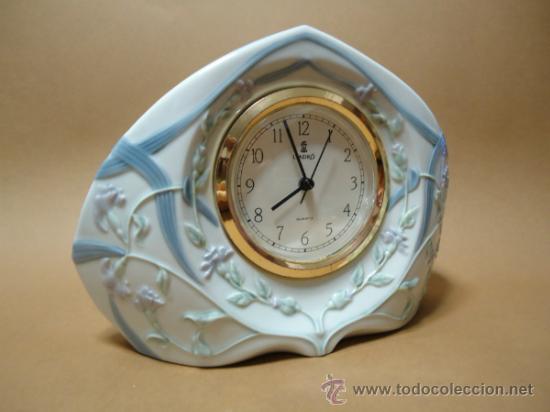 Antig&uuml;edades: PRECIOSO Y EXCEPCIONAL RELOJ LLADR&Oacute; REF.5655 - Foto 3