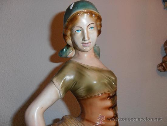 Antig&uuml;edades: FIGURA DE CAMPESINA CON HOZ Y ESPIGAS - Foto 13