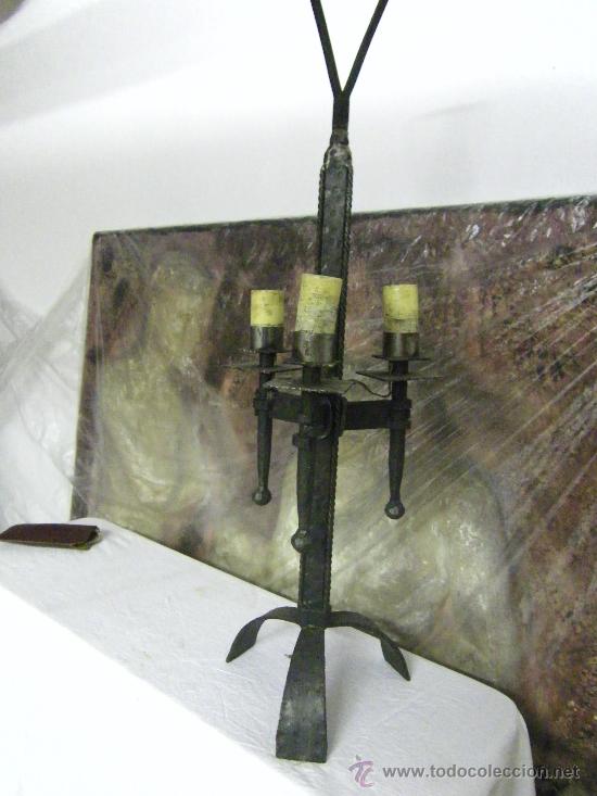 Antig&uuml;edades: CANDELABRO EN FORJA-ANTIGUO - Foto 4