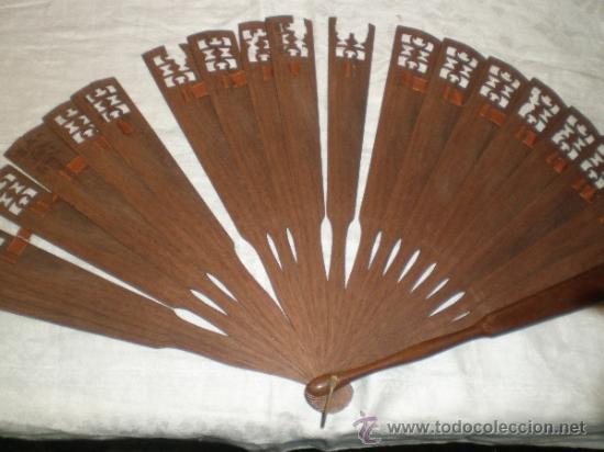 Antig&uuml;edades: abanico de madera para restaurar chino - Foto 1