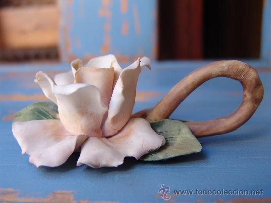 Antig&uuml;edades: PALMATORIA  PORCELANA CAPODIMONTE - Foto 1