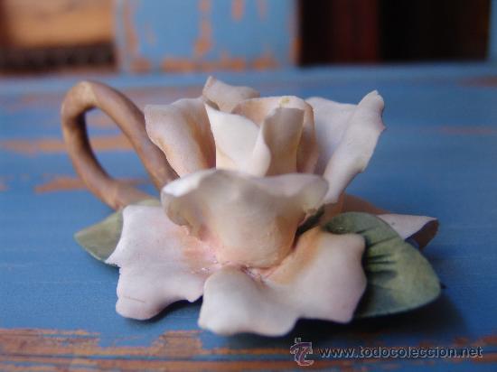 Antig&uuml;edades: PALMATORIA  PORCELANA CAPODIMONTE - Foto 2