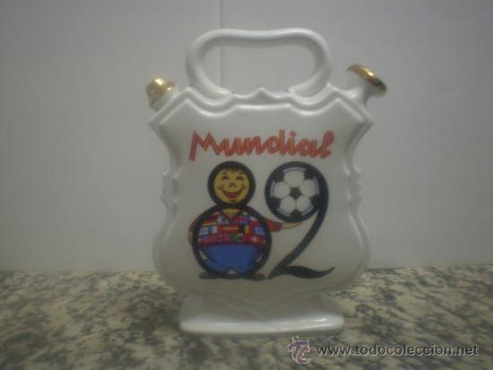 Antig&uuml;edades: ANTIGUO BOTIJO MUNDIAL 1982 - Foto 2