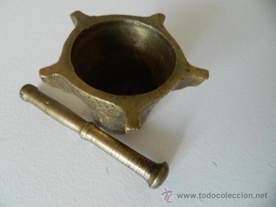 Antig&uuml;edades: Precioso mortero de bronce siglo XIX