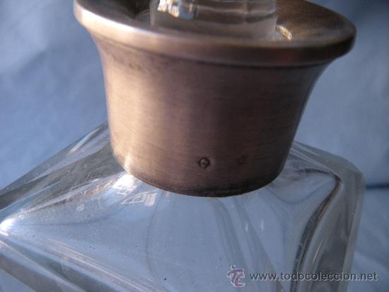 Antig&uuml;edades: ANTIGUA BOTELLA DE CRISTAL  CON CUELLO DE PLATA - Foto 5