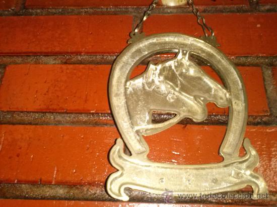 Antigüedades: Cuelgallaves herradura y pareja de caballos. Medidas:14 cms.alto sin cadena;11 cms. ancho - Foto 7 - 34012271