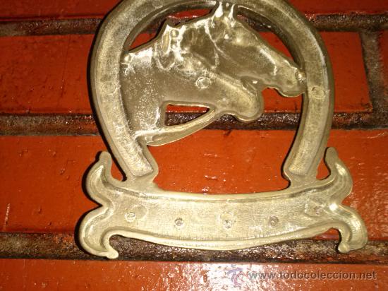 Antigüedades: Cuelgallaves herradura y pareja de caballos. Medidas:14 cms.alto sin cadena;11 cms. ancho - Foto 4 - 34012271