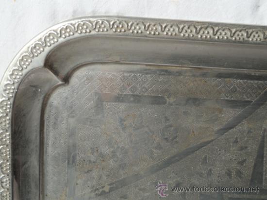 Antig&uuml;edades: BONITA BANDEJA DE METAL. - Foto 2