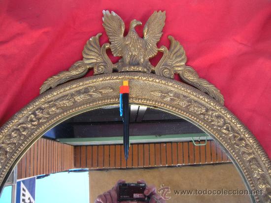 Antig&uuml;edades: ESPEJO CON MARCO DE BRONCE Y &Aacute;GUILA. - Foto 2