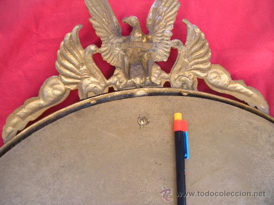 Antig&uuml;edades: ESPEJO CON MARCO DE BRONCE Y &Aacute;GUILA. - Foto 4