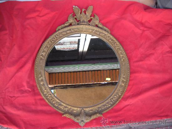 Antig&uuml;edades: ESPEJO CON MARCO DE BRONCE Y &Aacute;GUILA. - Foto 1