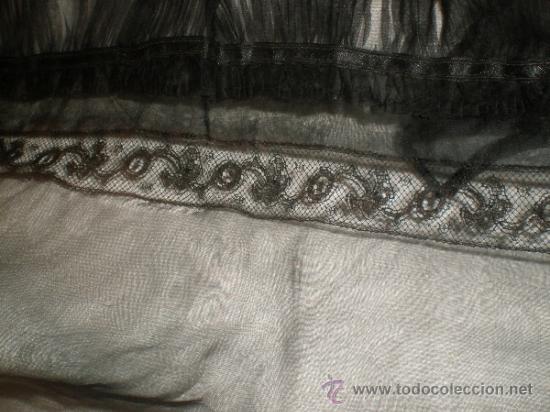 Antig&uuml;edades: MANTILLA NEGRA ANTIGUA - Foto 2