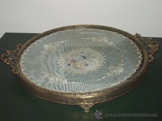Antig&uuml;edades: Antigua BANDEJA CIRCULAR. - Foto 1