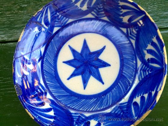 Antig&uuml;edades: antiguo plato de manises - Foto 2