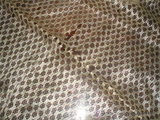 Antig&uuml;edades: mantilla blanca - Foto 2
