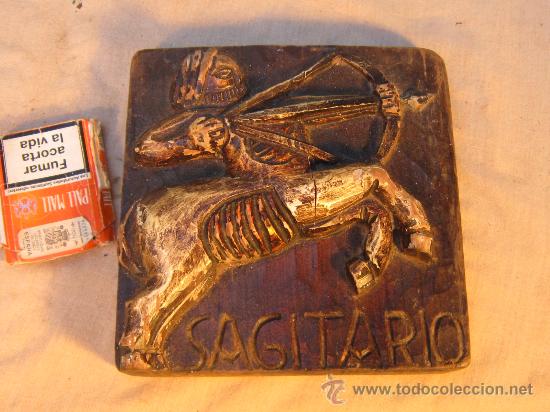Antig&uuml;edades: TALLA EN MADERA (SAGITARIO) - Foto 3