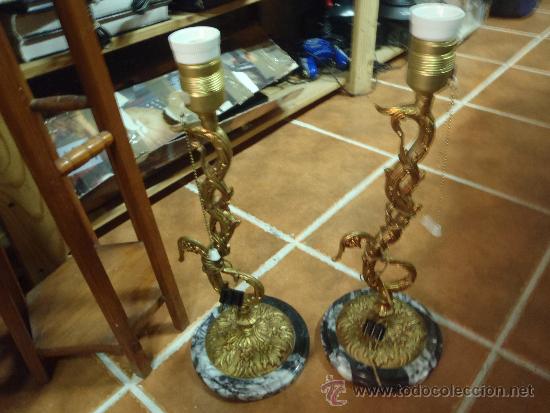 Antig&uuml;edades: LAMPARAS DE METAL BASE DE MARMOL 43 cm - Foto 1