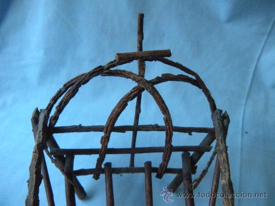 Antig&uuml;edades: CUNA DE MIMBRE PARA NI&Ntilde;O JES&Uacute;S - Foto 2