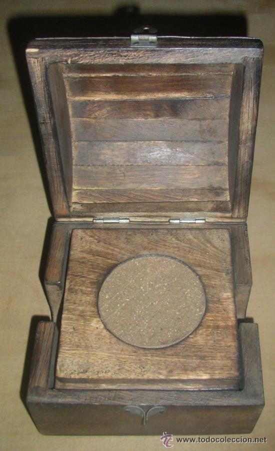 Antig&uuml;edades: Ba&uacute;l - Arc&oacute;n Madera, Posavasos - Foto 4