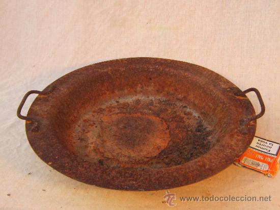 Antig&uuml;edades: BRASERO DE HIERRO CON OXIDO - Foto 1