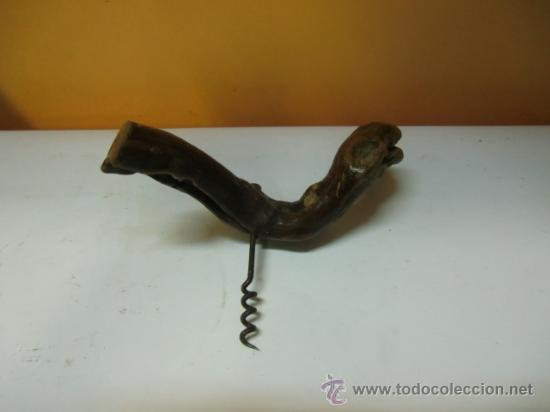 Antig&uuml;edades: Abridor de botellas, forma de raiz - Foto 3